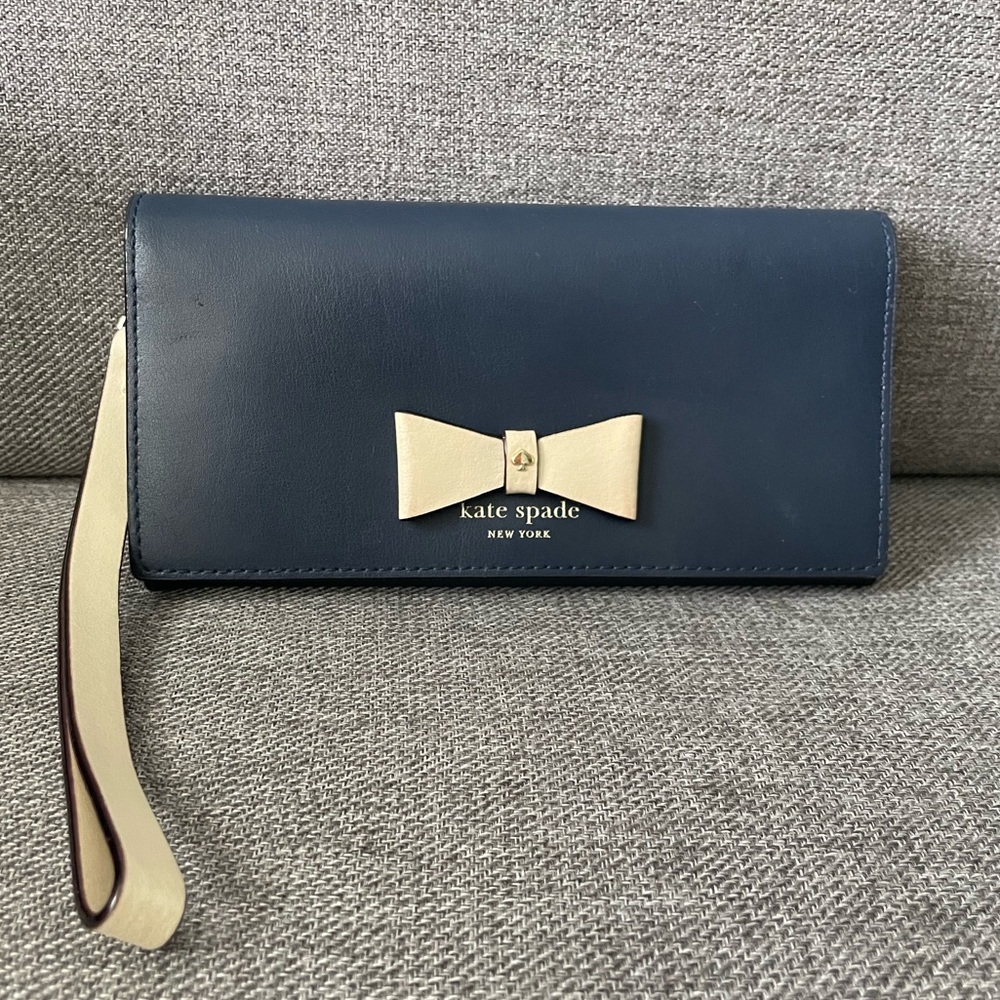 Kate Spade Baldwin Street wristlet